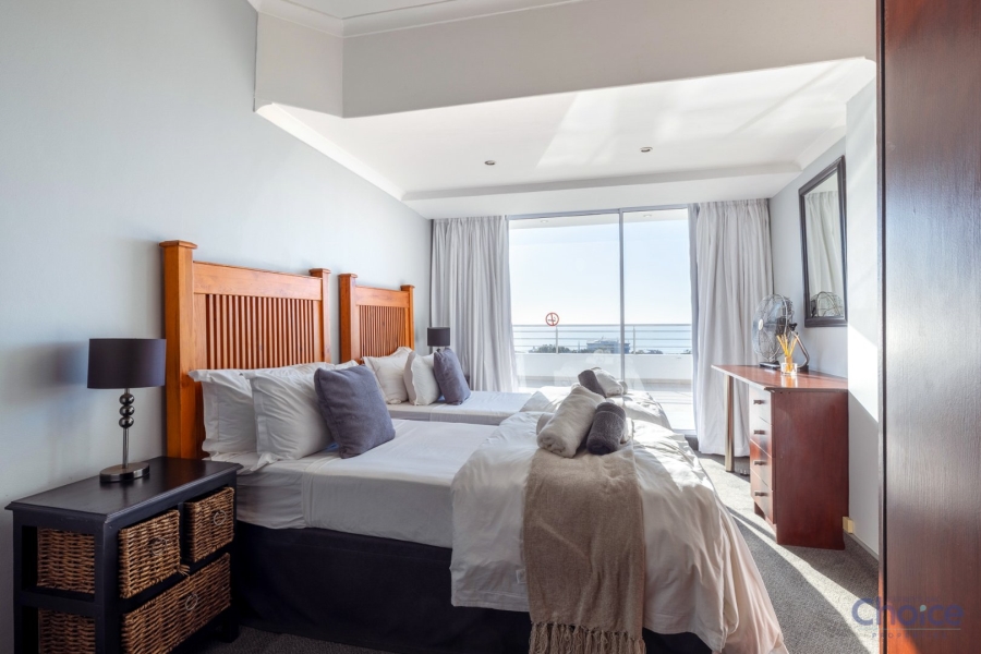 5 Bedroom Property for Sale in Jeffreys Bay Central Eastern Cape